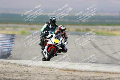media/May-25-2025-Lets Ride (Sun) [[0ff033e448]]/C Group/1140am (Grapevine)/